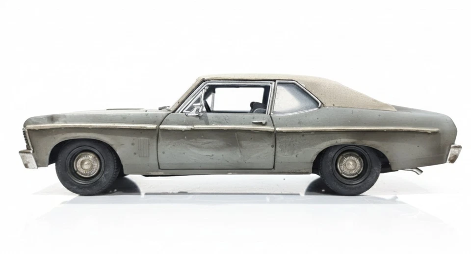 '70 Chevrolet Nova "Beater" "Beverly Hills Cop" MAISTO 1:18 - Immagine 4 di 4
