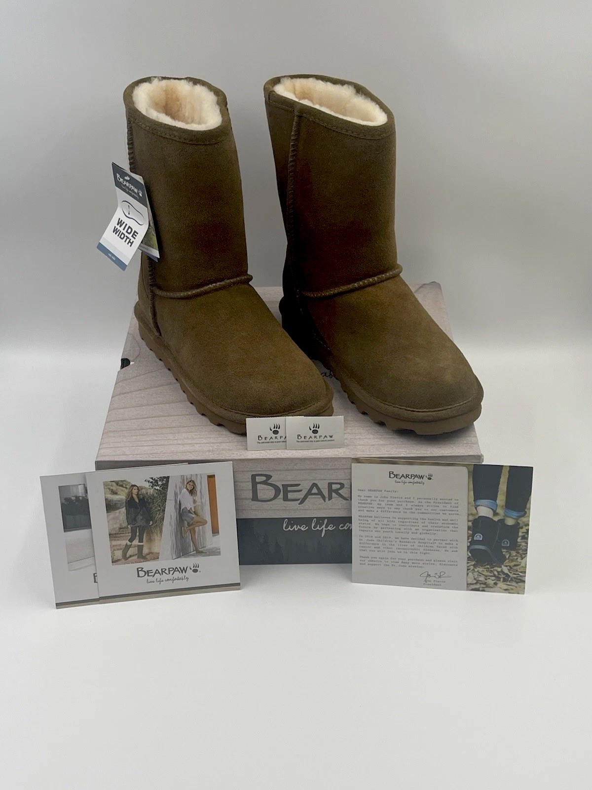 Women's Bearpaw Hickory II Cow Suede Snow Boots Size 8 Wide 1959W Includes Box & Tag-image