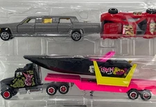 Majorette 1980s Super Movers Miami VICE Boat Hauler w Boat Limousine Ferrari GTO