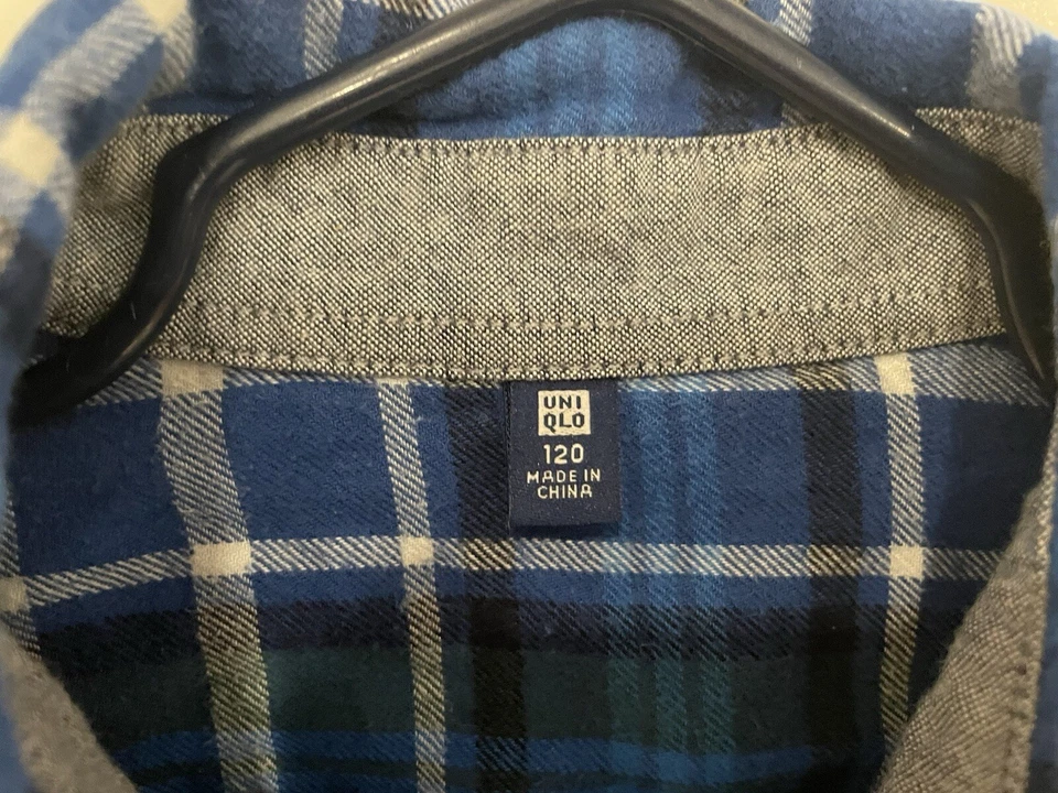 Uniqlo Kid Boy Classic Plaid Flannel Button-Up Pocket Long Sleeve Shirt Blue 5-6 - Image 2 of 4