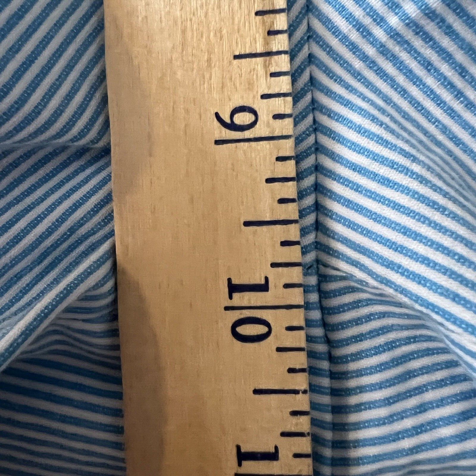 Picture 11 of 12