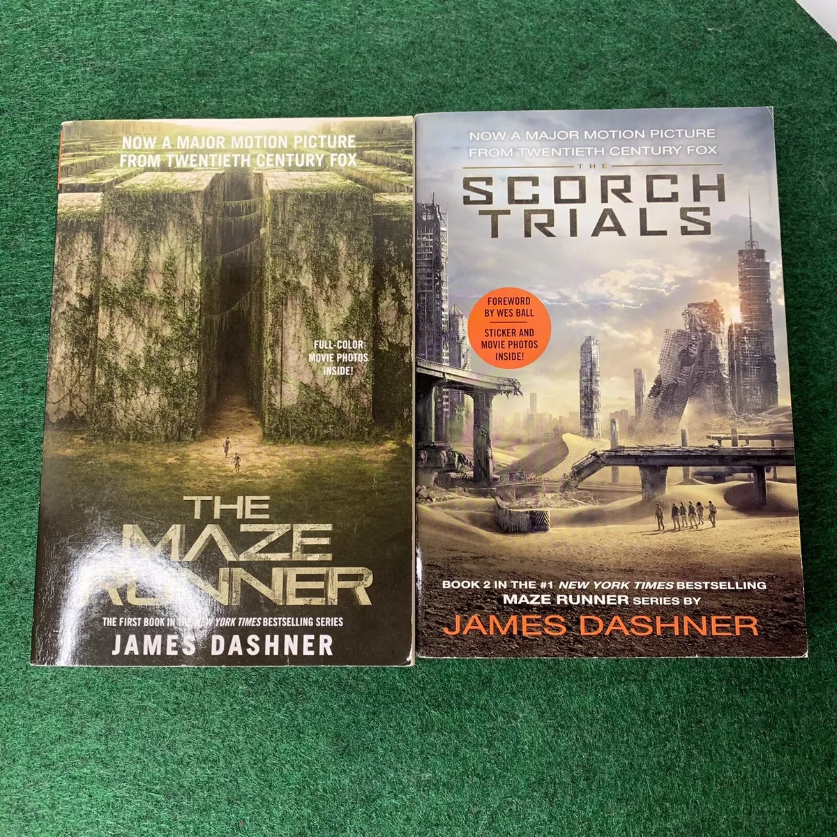 The Scorch Trials (The Maze Runner, #2) by James Dashner