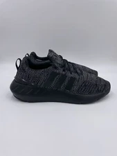 adidas Swift Run 22 Core Black Grey Knit Running Sneakers Womens GW8166 New