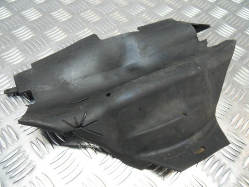 Genuine Honda CBR 600 F2 Engine top rubber heat shield guard 1991 to 1996 - Picture 6 of 9