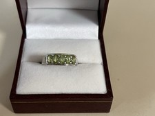 Peridot 6 Oval Stone Band Ring in Sterling Silver Size 5.5 Beautiful Setting