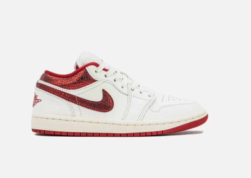 US 8 - Air Jordan 1 Low Se 'Sail/Varsity Red' W | eBay