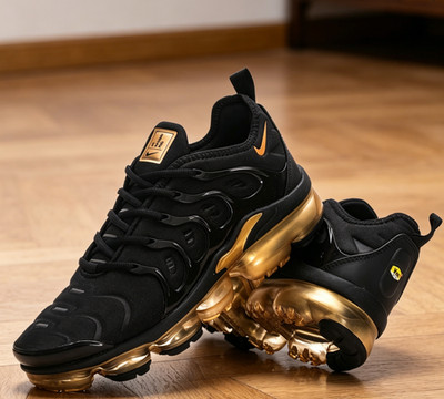 Nike Air Max Vapormax Plus Black Gold Men's shoes size 11-