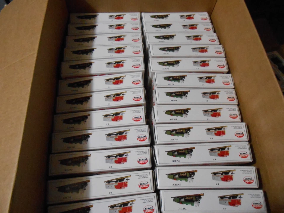 MODEL POWER BAY WINDOW CABOOSE #8244 [46] THE SAME [LOWEST ON eBay] B/NEW FREE S - Image 3 of 4