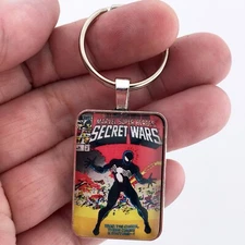 MARVEL SUPER-HEROES SECRET WARS #8 Key Ring or Necklace 1st App. BLACK COSTUME