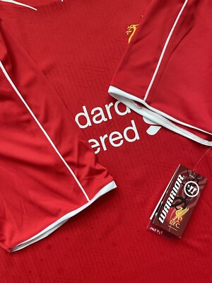 Liverpool Troisième Maillot de foot 2015 - 2016. Sponsored by Standard Chartered