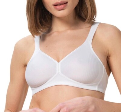 Triumph Modern Soft + Cotton N White Non Wired Bra UK 34A