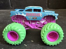 Hot Wheels Monster Jam Avenger Monster  Truck 1:64  2025