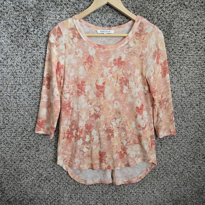 Rose & Olive Womens Small Pink Knit Scoop Neck Button Accent Floral Casual