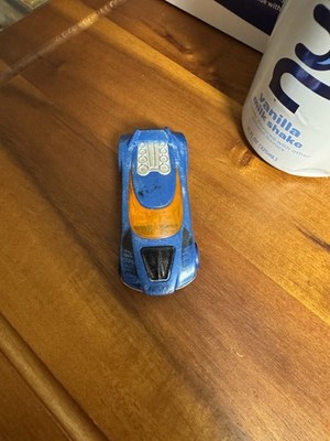 Hot Wheels Acceleracers 2005 Chicaine Damaged Car