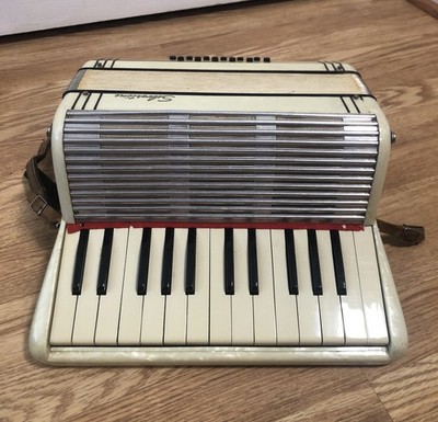 Italian Made Silver Tone Accordion Musical Instrument WORKS with Case