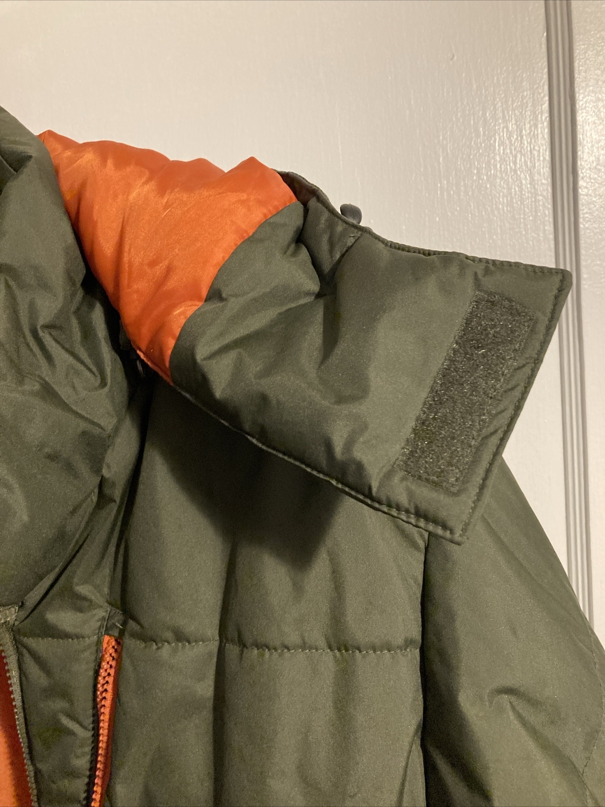 Olive Basic Zip Front Hooded Puffer Coat Size Lar… - image 9