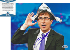 TV HOST JOHN OLIVER SIGNED LAST WEEK TONIGHT 8x10 PHOTO C ACTOR BECKETT COA BAS