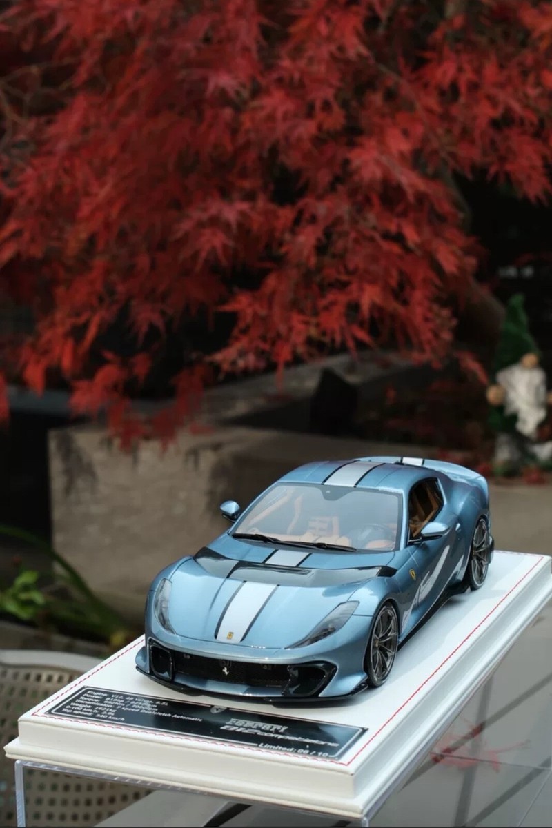 Ferrari 812 Competizione (Light Blue/ White Stripe)[Davis
