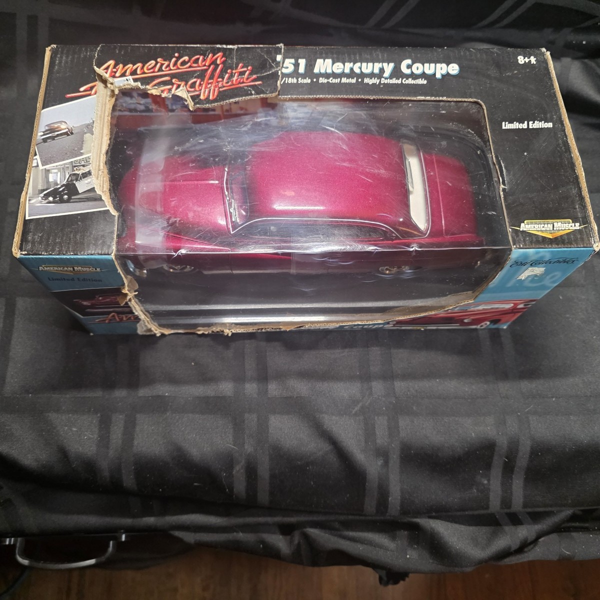 【絶版 限定】Ertl 1/18 '51 Mercury Coupe ミニカー Amazon | 限定版 Ertl American Graffiti 1/18 Mercury Coupe 1951年