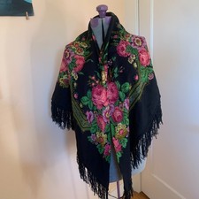 Pavlovo Posad Traditional Shawl Light Wool Scarf Fringe Shawl47x49" Pink Roses