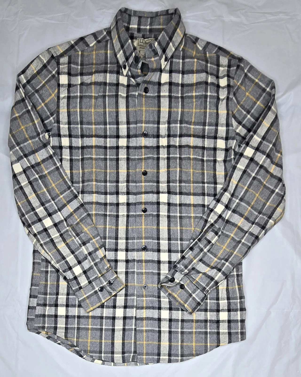 LL Bean Flannel Shirt Mens S-RG Gray Plaid Outdoor Slightly Fitted Nwt