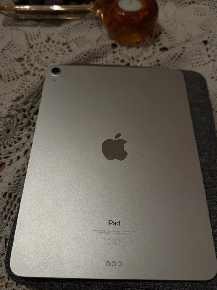 Apple iPad Air 4, Generation 4 (2020), 64GB Wi-Fi, 10,9 Zoll - Bild 2 von 4
