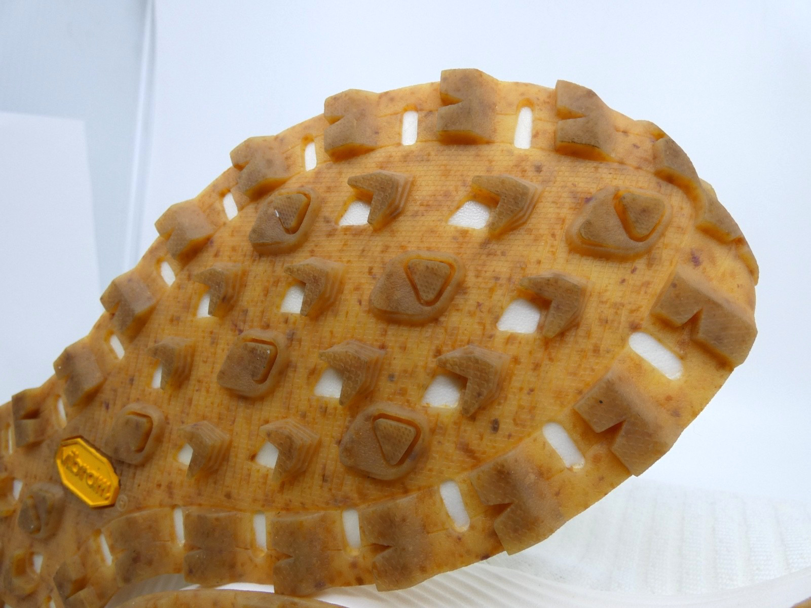 Merrell Men's Embark Moc 'Undyed Gum' J067311 White Shoes Sz 8