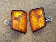 Mercedes-Benz W201 190E Frontblinker Blinker Set BOSCH 1305232096 & 1305232097 Mercedes-Benz W201 190E Frontblinker Blinker Set BOSCH 1305232096 & 1305232097