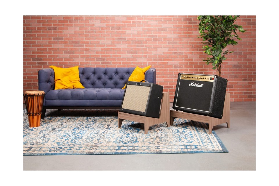 Gator Frameworks Elite Series Small Wooden Combo Guitar Amp Stand in