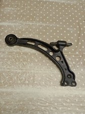 Braccio sospensione anteriore inferiore sinistro Wishbone Camry Lexus ES300