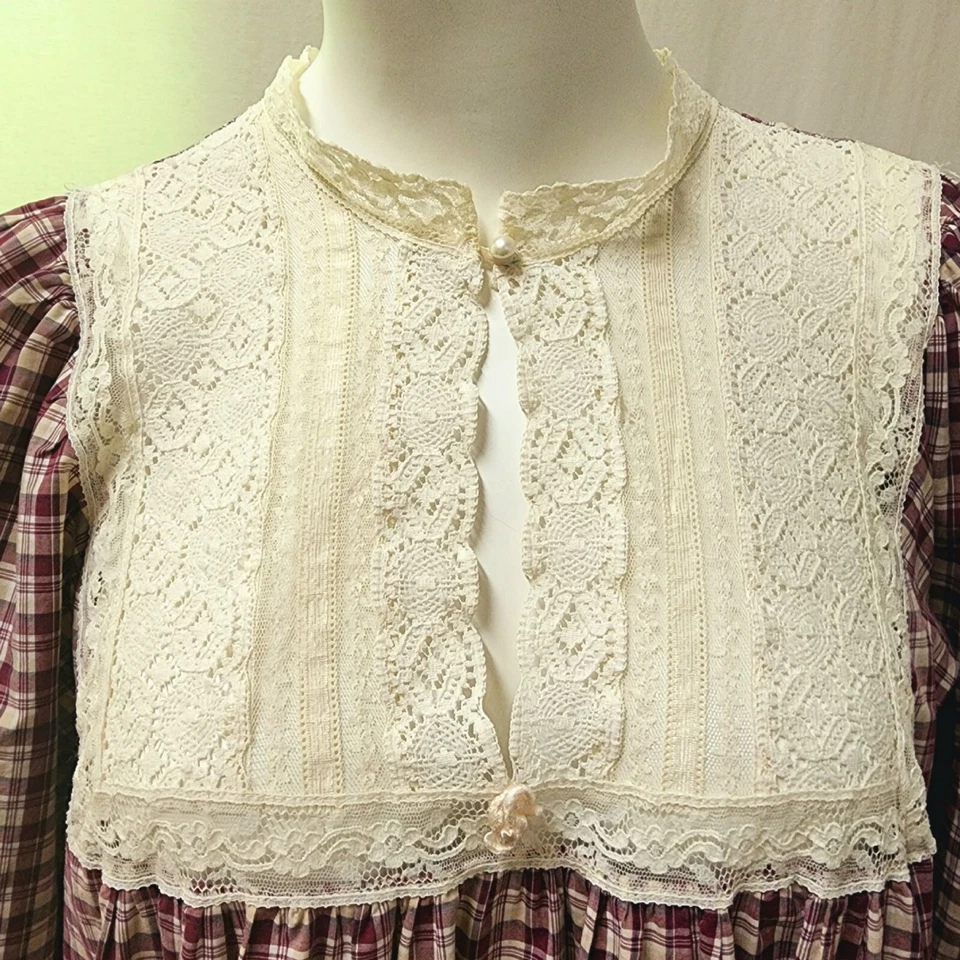 Vintage Christian Dior Nightgown Long Christmas Plaid Lace Lingerie Cottagecore - Image 2 of 4