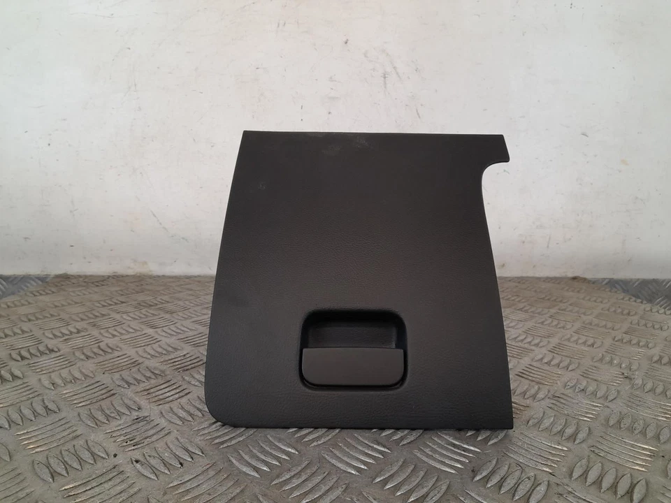 Caja de almacenamiento interior Volkswagen Passat Cubby B6 2005-2011 Foto 2 de 4