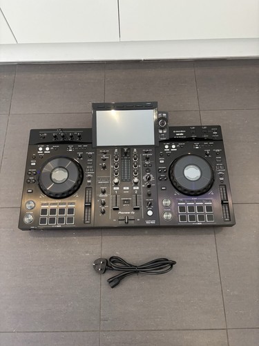 Pioneer XDJ-RX3 2-Channel Standalone DJ Controller - MINT - Picture 11 of 12