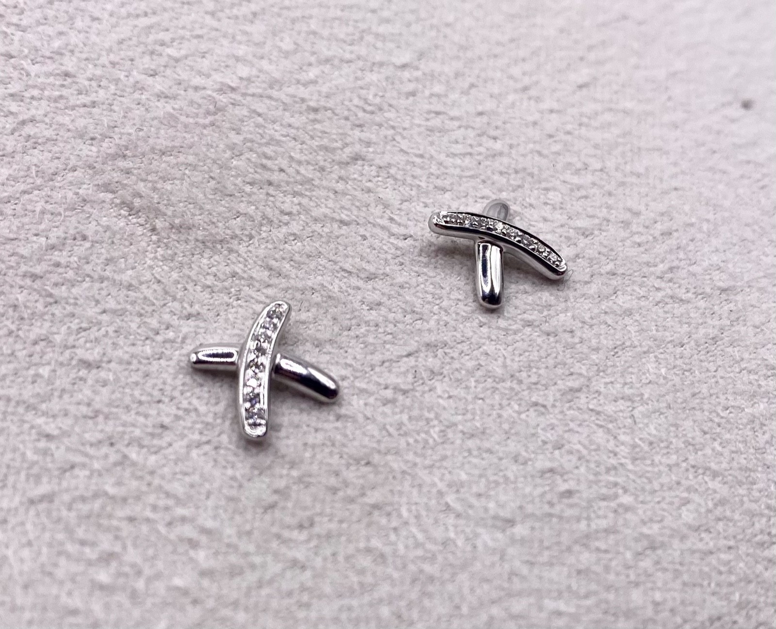9ct White Gold X-Shaped Diamond Stud Earrings
