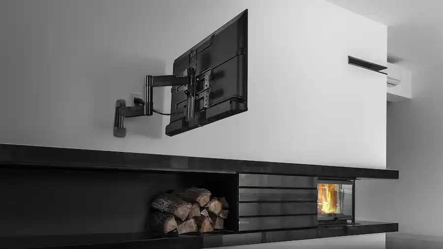 Rocketfish - Full-Motion TV Wall Mount for Most 32”-55” TVs - Black