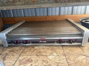 Nemco 8075S 3025 75 Hot Dog Roller Grill w/ GripsIt Non-Stick Coating 120 volt