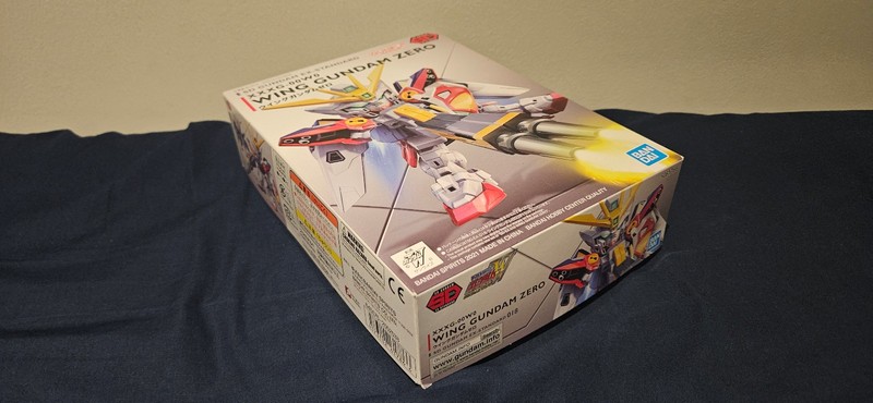 Bandai Hobby SD Gundam Ex-Standard #18 Wing Gundam Zero Kit