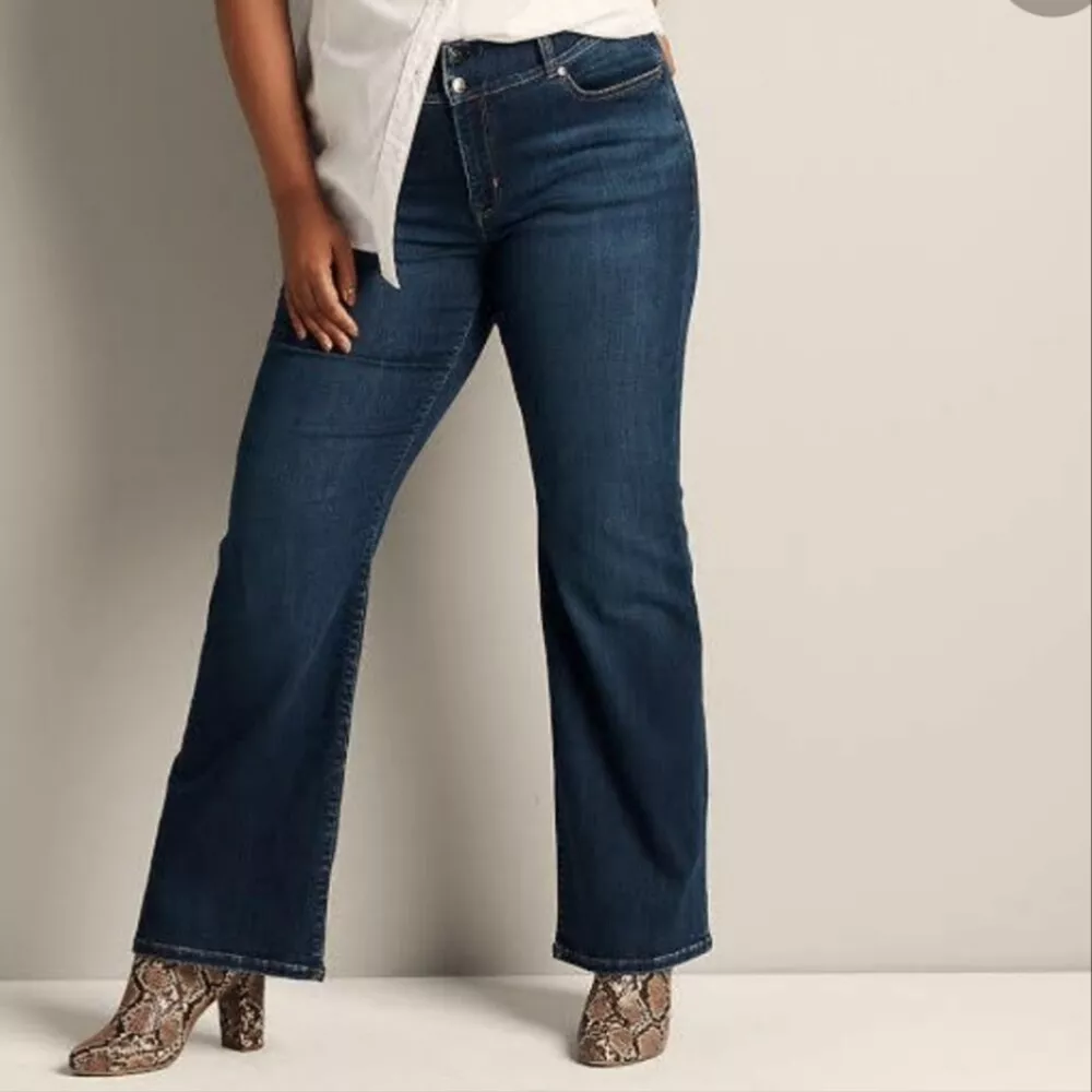 Tommy hilfiger boot sales cut jeans