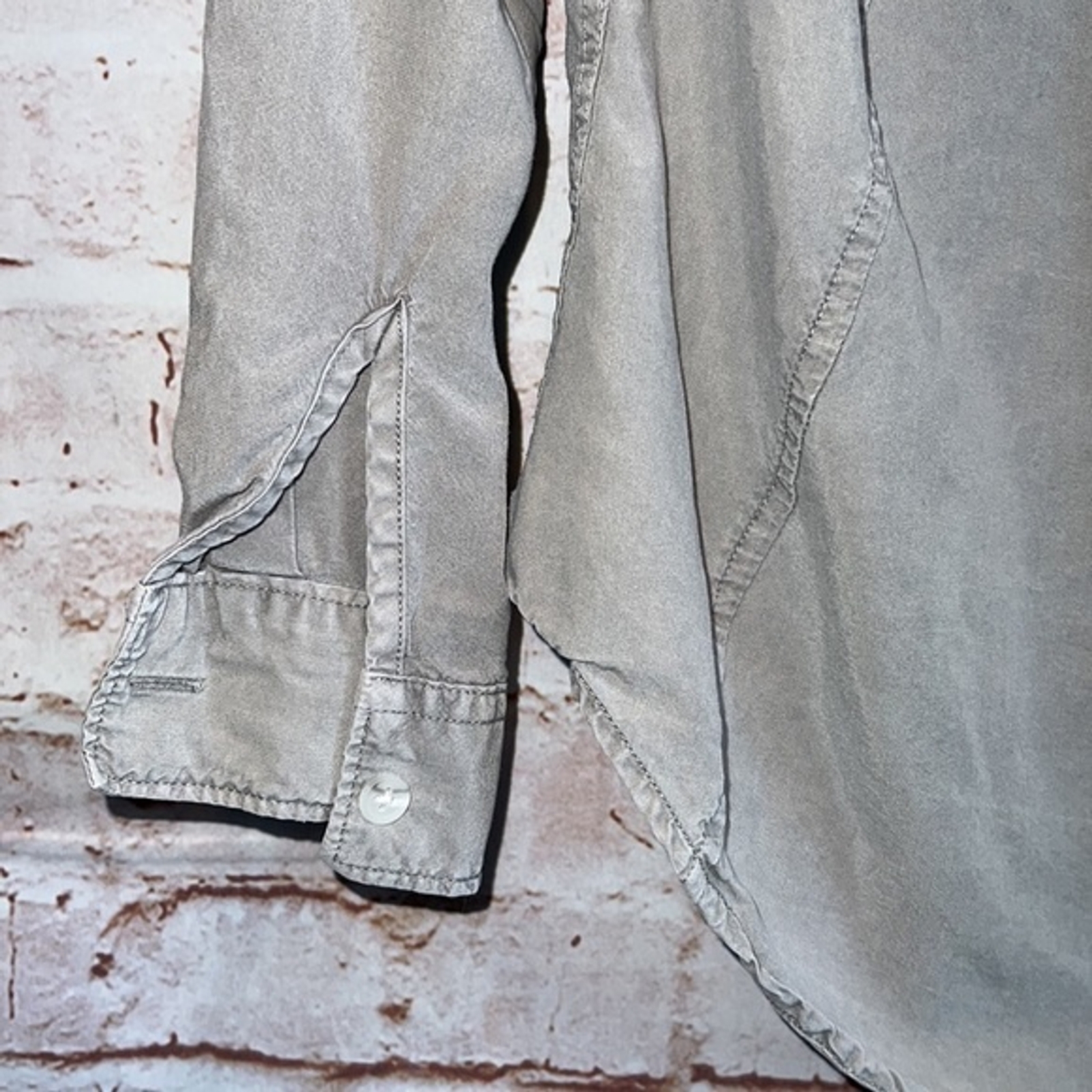 Thread and supply small button down casual blouse… - image 7