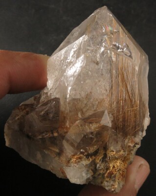 562 CARAT STUNNING GOLDEN RUTILATED QUARTZ CRYSTAL @ PAKISTAN