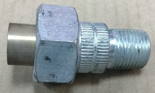DIELECTRIC UNION 1/2" USED, 5 MALE CONNECTORS IN PACK, TO CONNECT MIXED PIPE