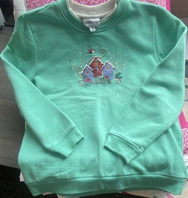Breckenridge Women s M Green Crewneck Pullover Sweatshirt Embroidered Holiday