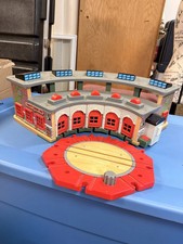 Thomas the Train Wooden Railway DELUXE Tidmouth Station Roundhouse Train Shed