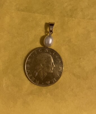 1995 200 Lire Italian Coin w/ Pearl 14K YELLOW GOLD BEZEL MILOR Pendant  CHARM