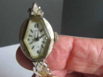 VINTAGE Hamilton® *VIDEO* 0.6oz Womens Watch 10K White Gold  display picture 3