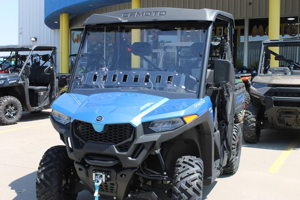 CF Moto UFORCE 600 2021-2025 MAX-FLO PARABRISAS VENTILADO Foto 2 de 4