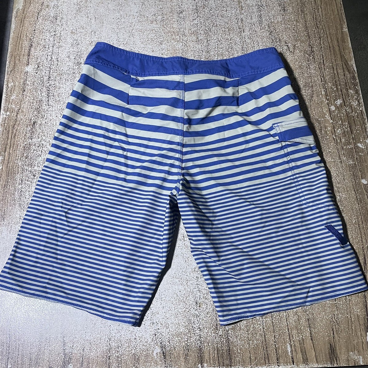 RVCA Surf Striped Board Shorts Mens Size 32 #56765 | eBay