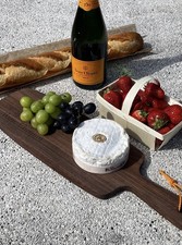 Veuve Clicquot Cutting Board  Set 12