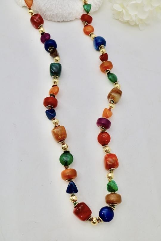 Collier sautoir 90 cm multicolore parfait pour sublimer une tenue bohème chic