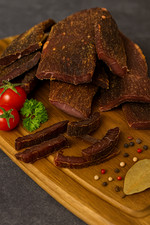 250 grammi di carne secca Beef Jerky Biltong varie varietà al pezzo/stix